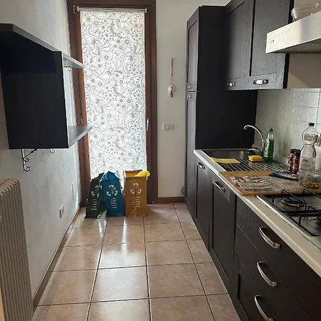 Affittacamere La Casa Gialla *