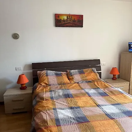 Affittacamere La Casa Gialla *